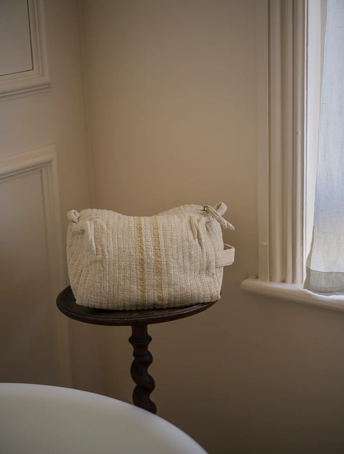 Timeless Linen Washbag