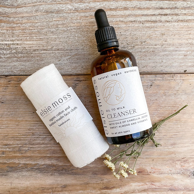 Oil to Milk Cleanser and Cleansing Cloth